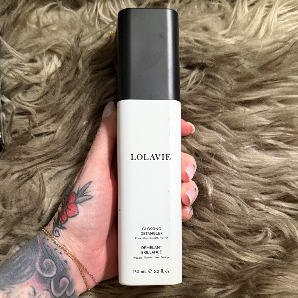 Lolavie Glossing Detangler
